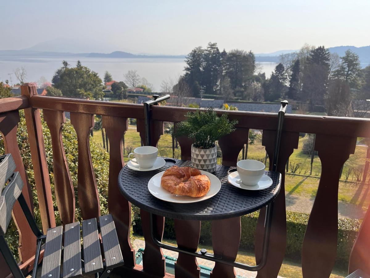 Vsc Apartment - Appartamento In Villa Storica Vista Lago E Piscina Lesa Zewnętrze zdjęcie