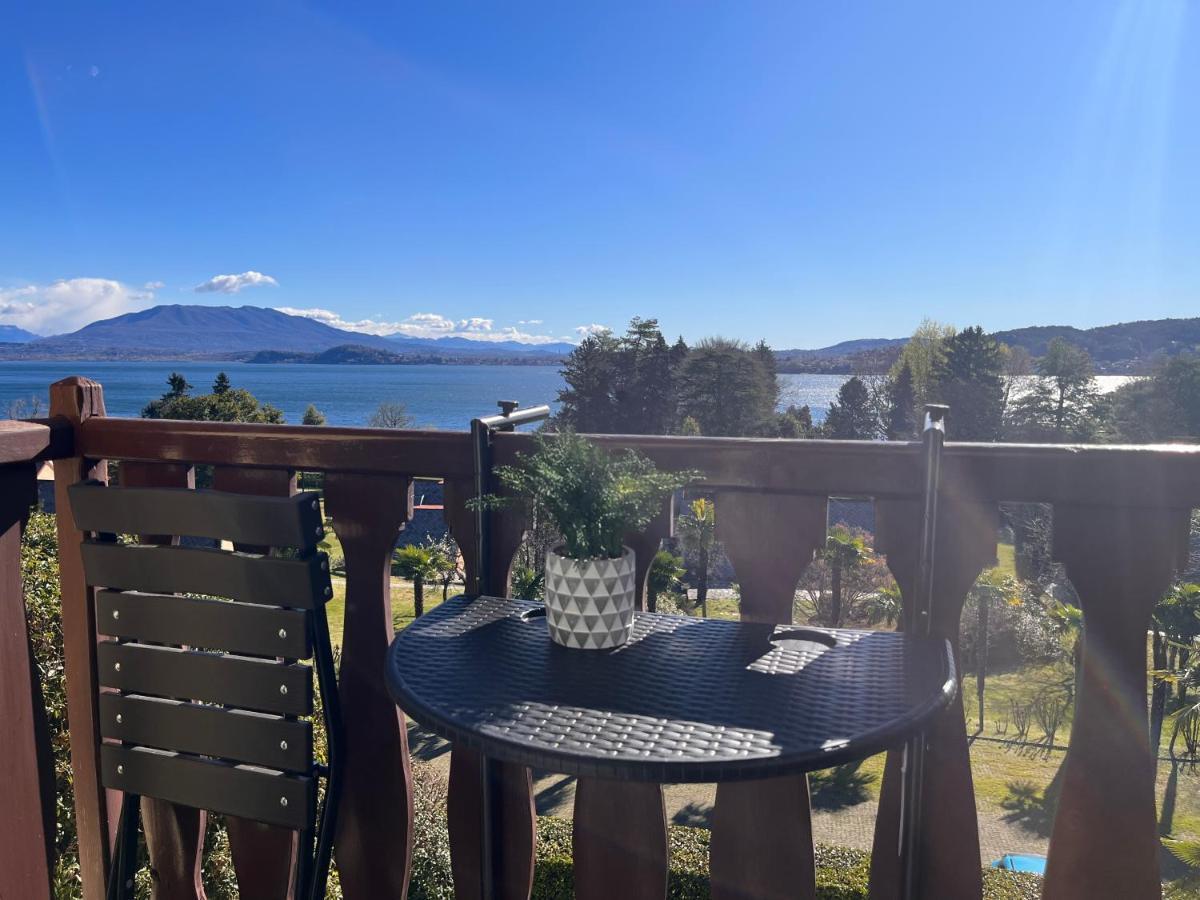 Vsc Apartment - Appartamento In Villa Storica Vista Lago E Piscina Lesa Zewnętrze zdjęcie