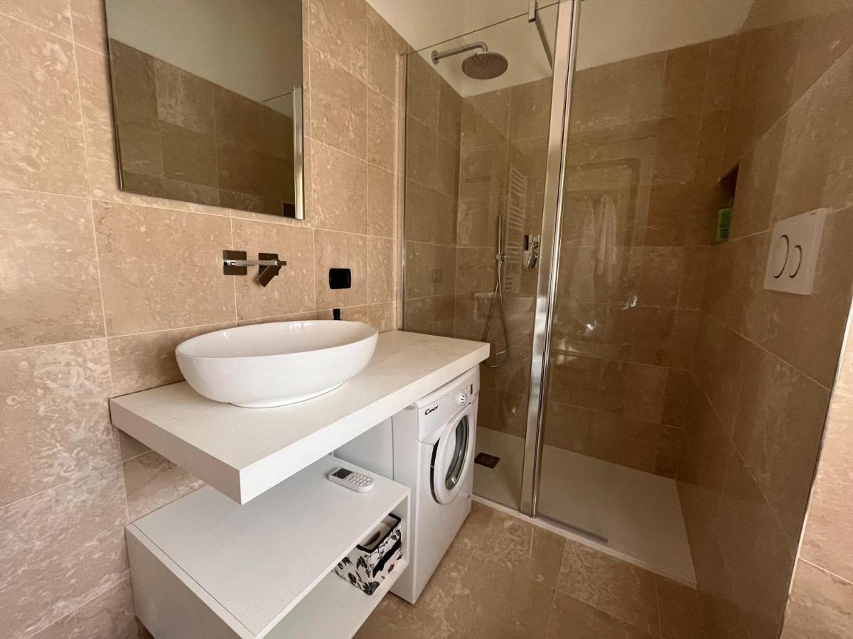 Vsc Apartment - Appartamento In Villa Storica Vista Lago E Piscina Lesa Zewnętrze zdjęcie
