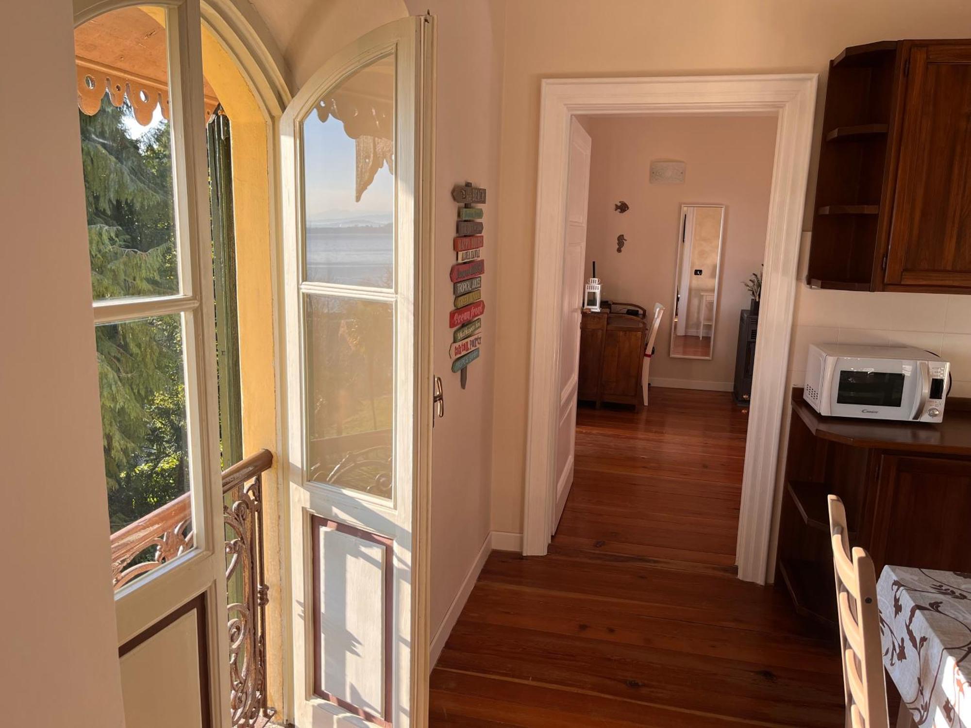 Vsc Apartment - Appartamento In Villa Storica Vista Lago E Piscina Lesa Zewnętrze zdjęcie